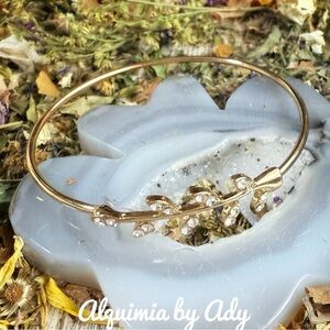 Alquimia Gold Leaf Bracelet with Sparkling Accents